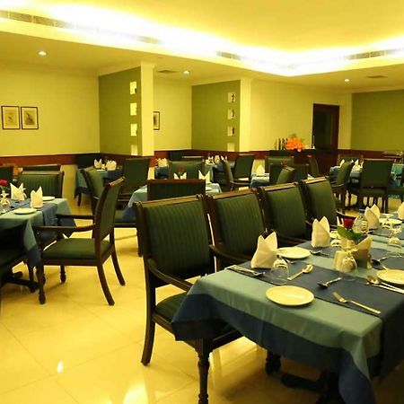Kallada Hotels Thrissur Extérieur photo